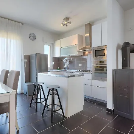 Дом отдыха Rovere By Interhome