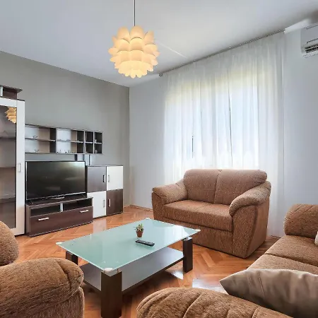 Rovere By Interhome