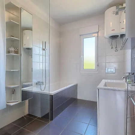 Rovere By Interhome Дом отдыха Пула